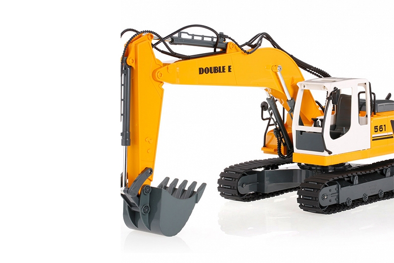 Радиоуправляемый экскаватор 1:16 с аккумулятором